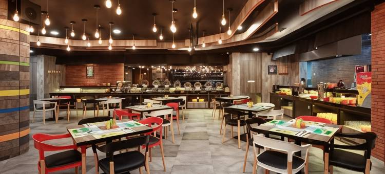 宜必思尚品望加锡萨姆拉图兰酒店(Ibis Styles Makassar Sam Ratulangi)图片