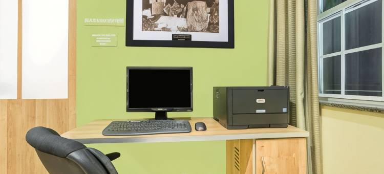 塔斯坎比亚/马斯尔肖尔斯温德姆麦客达套房酒店(Microtel Inn & Suites by Wyndham Tuscumbia/Muscle Shoals)图片