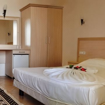 考诺斯酒店(Kaunos Hotel)图片