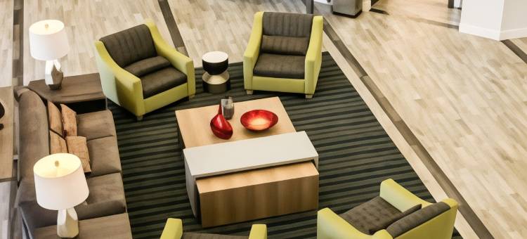 亚利桑那州坦佩/凤凰城机场欢朋酒店(Hampton Inn & Suites Tempe/Phoenix Airport)图片