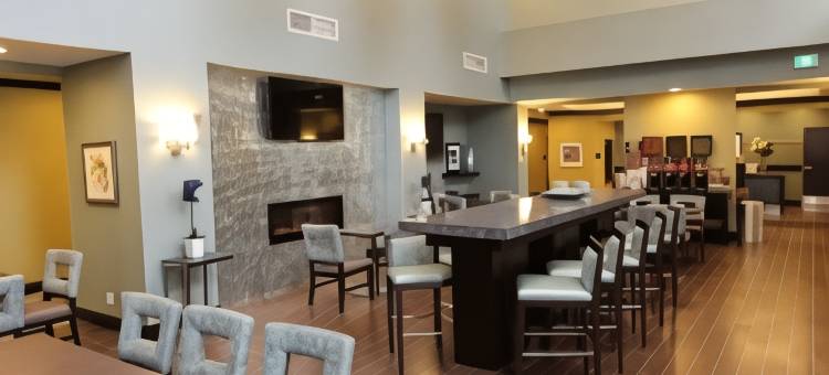 圣约翰机场希尔顿欢朋套房酒店(Hampton Inn & Suites by Hilton St. John's Airport)图片