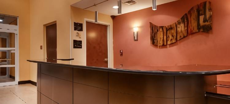 塞西尔平原贝斯特韦斯特优质套房酒店(Best Western Plus Cecil Field Inn  Suites)图片