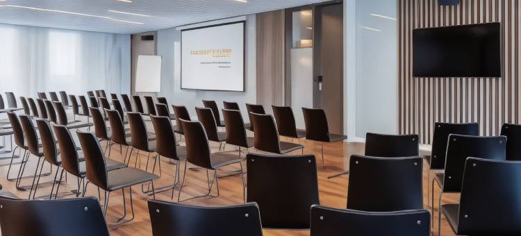 雷克雅未克凯夫拉未克机场万怡酒店(Courtyard Reykjavik Keflavik Airport)图片