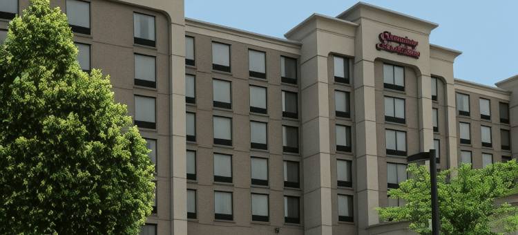 温莎希尔顿欢朋套房酒店(Hampton Inn and Suites by Hilton Windsor)图片