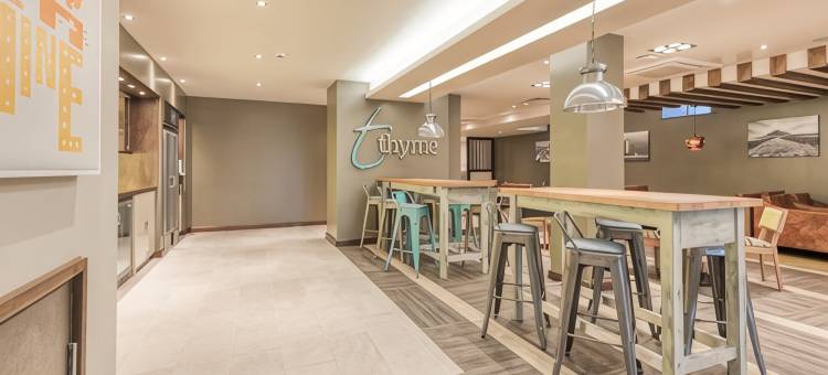 彭赞斯普瑞米尔酒店(Premier Inn Penzance)图片