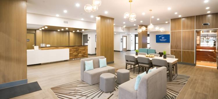 市区贝斯特韦斯特优质套房酒店(Best Western Plus Suites Downtown)图片