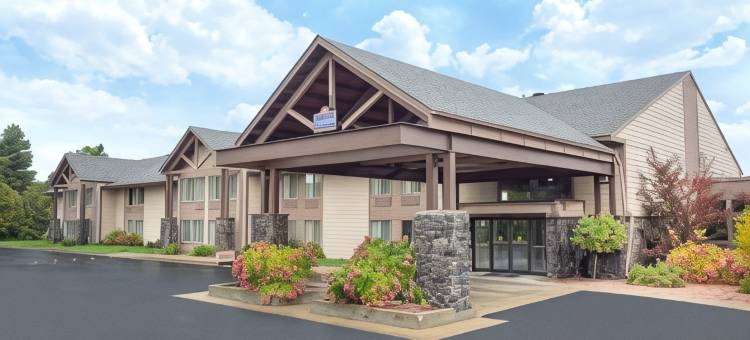 AmericInn酒店布莱克里弗福尔斯I-94 ATV越野车道(AmericInn by Wyndham Black River Falls I-94 on ATV Trail)图片