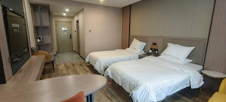 吉木萨尔县丝路君悦酒店图片