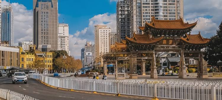 昆明六月女生青年旅舍(南屏步行街店)图片