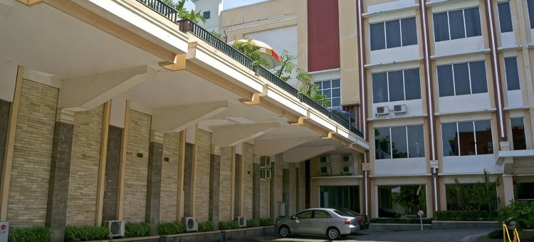 特加尔卡利塔酒店(Karlita Hotel Tegal)图片