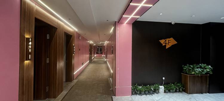 云起时轻居酒店(维多利广场天津路店)图片