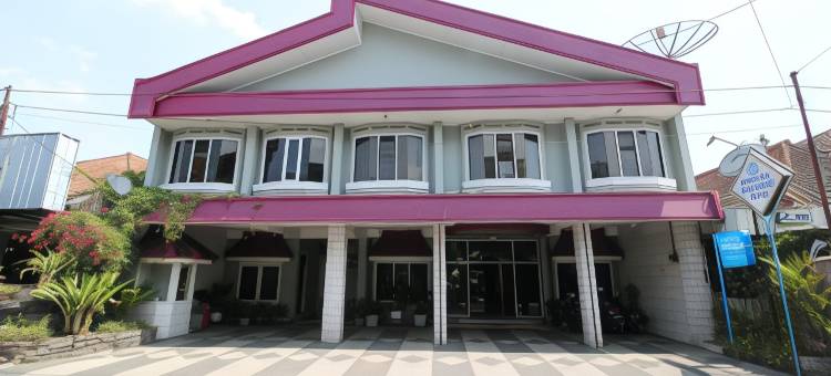 阿尤家庭酒店(Familie Ayu Hotel)图片