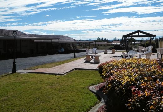 Clansman Motel Hotel Overview