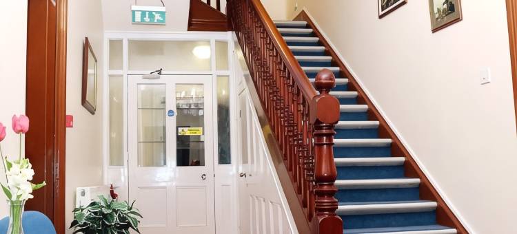 盖特威克酒店(Gatwick Inn Hotel - for A Peaceful Overnight Stay)图片
