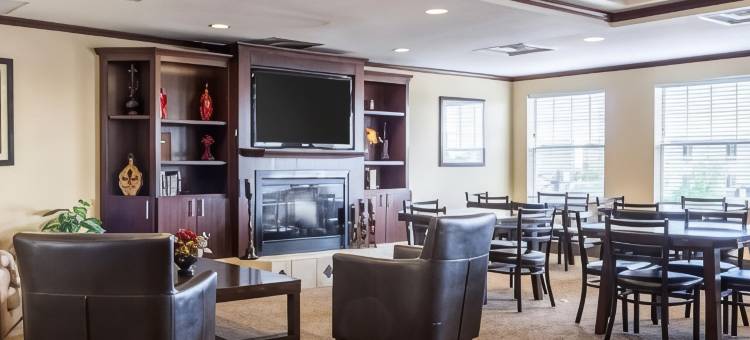 迈诺特美茵斯坦套房酒店(MainStay Suites Minot)图片