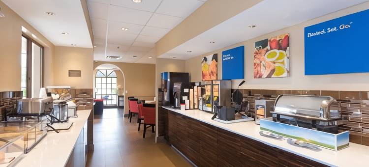 博尼塔斯普林斯温德姆呗盟酒店(Baymont by Wyndham Bonita Springs Naples North)图片