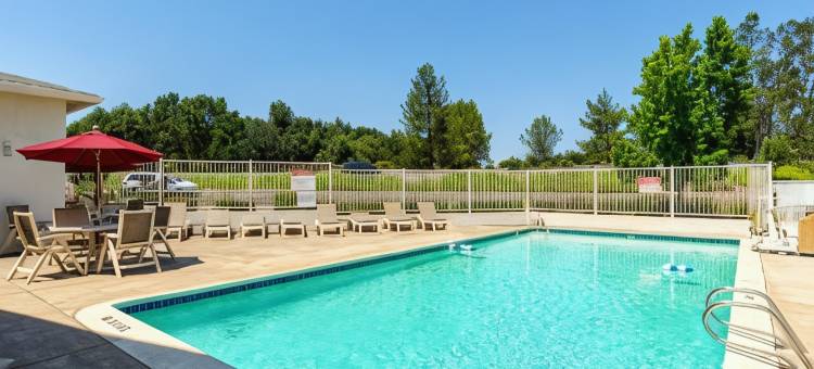 雷丁中央6号汽车旅馆(Motel 6 Redding, CA - Central)图片