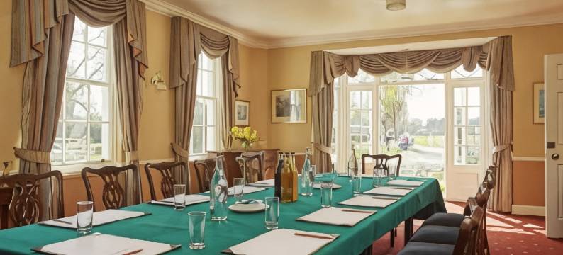 科西草坪别墅酒店(Corse Lawn House Hotel)图片