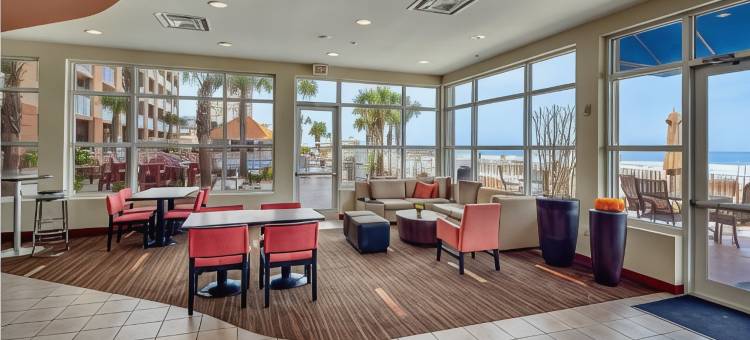 杰克逊维尔海滩海滨万怡酒店(Courtyard Jacksonville Beach Oceanfront)图片