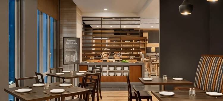 纽约曼哈顿时代广场希尔顿安泊套房酒店(Embassy Suites by Hilton New York Manhattan Times Square)图片