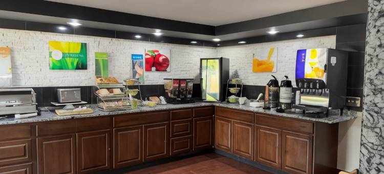 米德尔敦-富兰克林凯艺套房酒店(Quality Inn and Suites Middletown-Franklin)图片