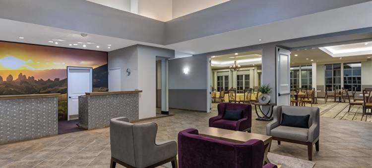 洛夫兰/埃斯特斯公园的拉昆塔温德姆酒店套房，由温德姆提供(La Quinta Inn & Suites by Wyndham Loveland/Estes Park)图片