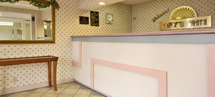 戴顿北戴斯套房酒店(Days Inn & Suites by Wyndham Dayton North)图片
