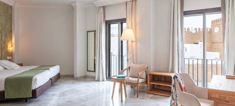 纳赫拉杜克酒店(Hotel Duque de Najera)图片