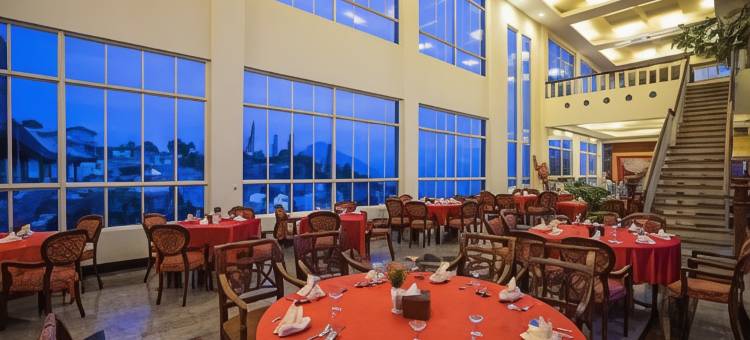 皇家酒店及会议中心-特雷特斯(Royal Hotel and Convention Tretes)图片