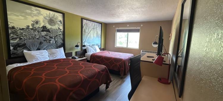 托皮卡-沃纳梅克路-I-70速8酒店(Super 8 by Wyndham Topeka/Wanamaker RD/I-70)图片