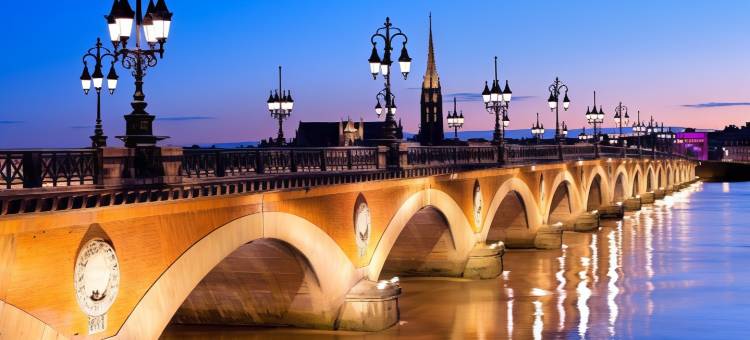 宜必思波尔多中心火车站圣让酒店(Ibis Bordeaux Centre Gare Saint-Jean Euratlantique)图片