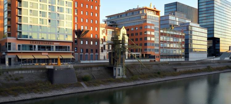 杜塞尔多夫万怡酒店(Courtyard by Marriott Duesseldorf Hafen)图片