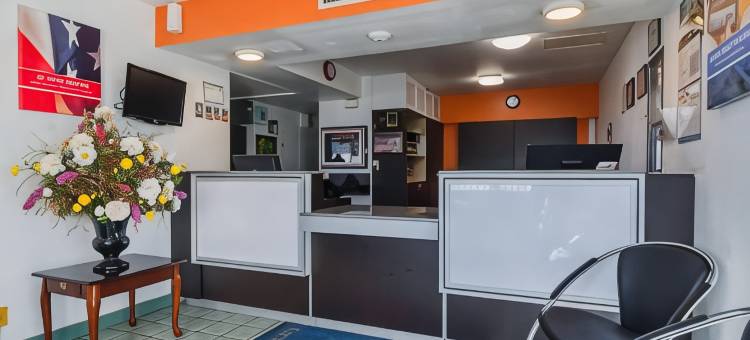 米切尔6号汽车旅馆(Motel 6 Mitchell, SD)图片