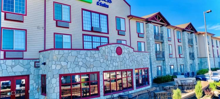 智选假日套房酒店切尼的大学区(Holiday Inn Express & Suites Cheney)图片