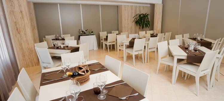 赫利餐厅酒店(Hotel Jeni & Restaurant)图片