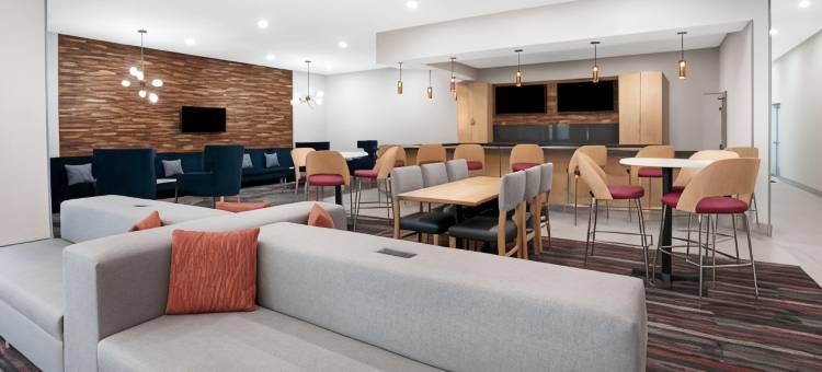 刘易斯维尔拉昆塔温德姆套房酒店(La Quinta by Wyndham Dallas Lewisville)图片