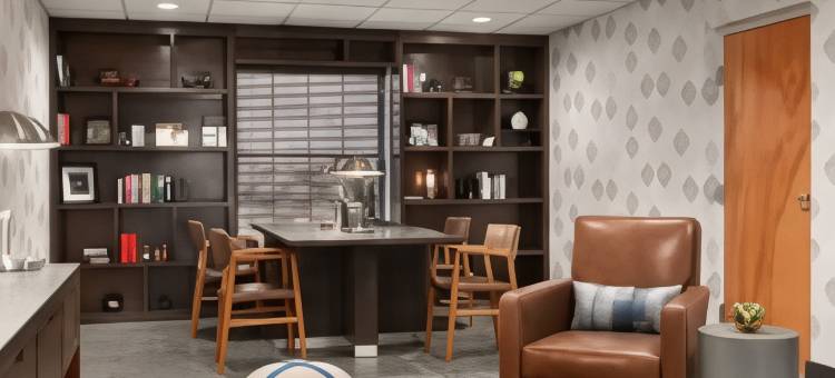 罗利竞技场福朋喜来登酒店(Four Points by Sheraton Raleigh Arena)图片