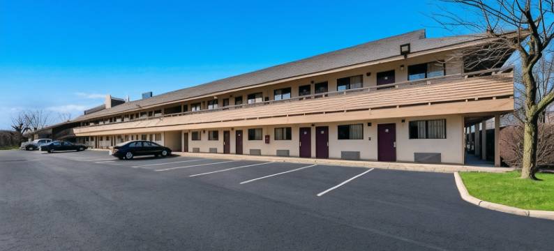 罗德威酒店-哥伦布西(Rodeway Inn)图片