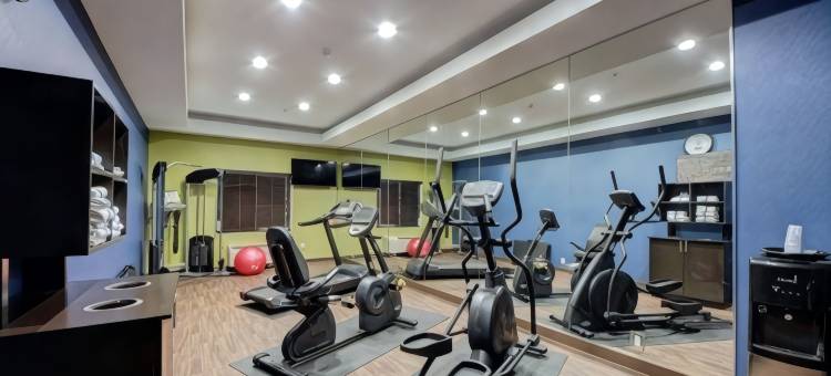 土萨I-44西-66号公路舒适套房酒店(Comfort Inn & Suites Tulsa I-44 West - Rt 66)图片