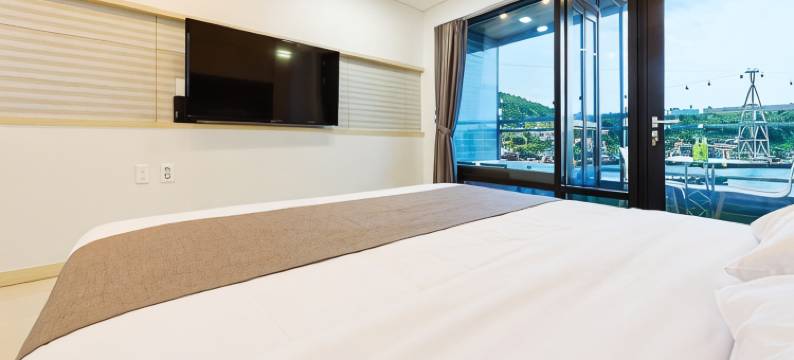 丽水浪漫153酒店(Yeosu Nangman 153 Pension)图片