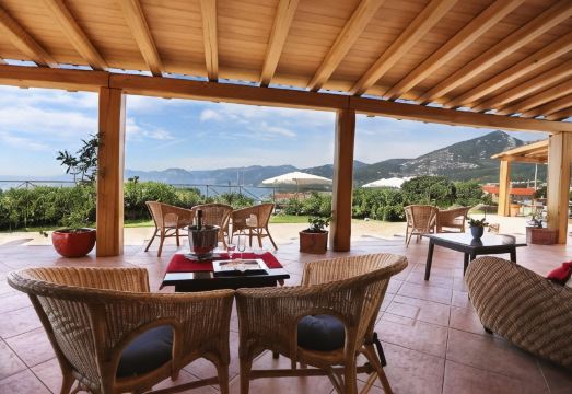 Hotel Villa Gustui MarisHotel Overview