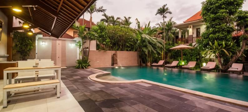 苏里亚马斯别墅酒店(Surya Mas Villa)图片