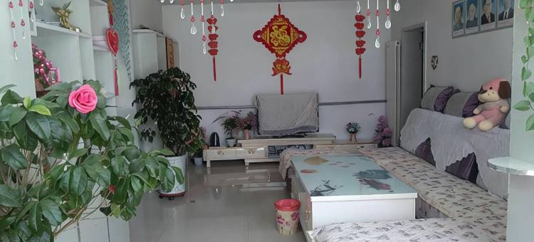 乌兰一家人家庭宾馆图片