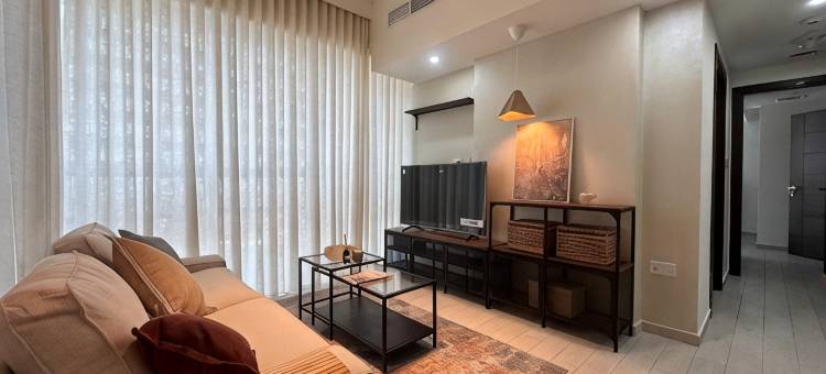 Lifeline豪华一卧室家具齐全公寓(Luxury 1-bedroom fully furnished Lifeline apartment)图片