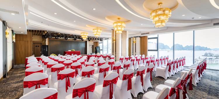 拜塞蒙森大酒店(Muong Thanh Grand Bai Chay Hotel)图片