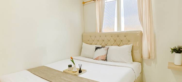 Nice and Warm 2BR at Podomoro Golf View Apartment By Travelio图片