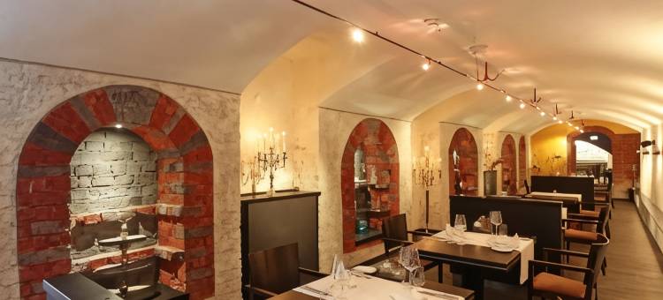 施特拉尔松斯科勒霍夫浪漫酒店(Romantik Hotel Scheelehof Stralsund)图片