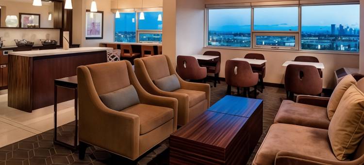 卡尔加里喜来登骑士酒店(Sheraton Cavalier Calgary Hotel)图片