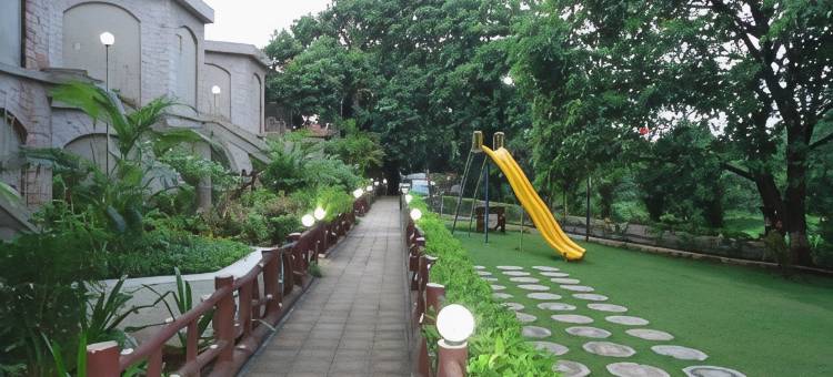 拉斯由Treat Resorts提供(Ras by Treat Resorts, Silvassa -)图片