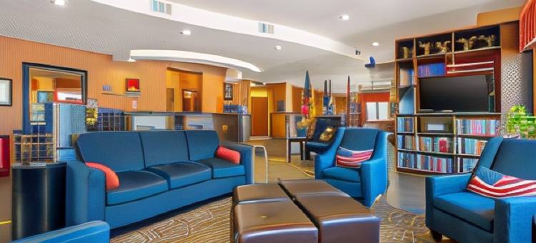 东盖洛普 66 号公寓及 40 号州际公路舒适全套房酒店(Comfort Suites Gallup East Route 66 and I-40)图片